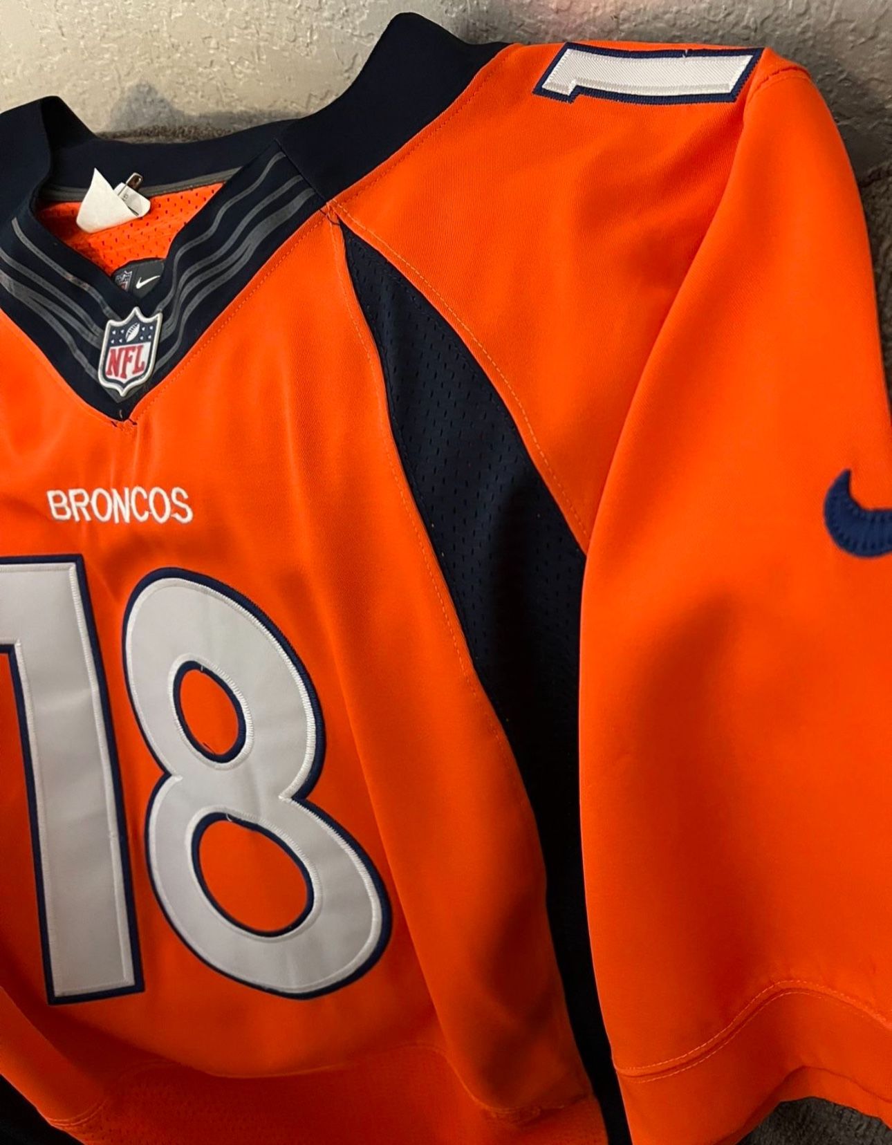 Authentic Broncos jersey Men's Denver Broncos Peyton Manning Size 48
