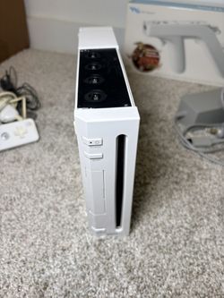 Wii Console And Bundle