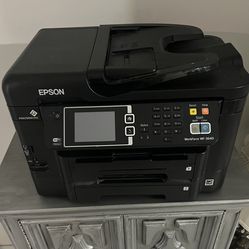 Epson 3in 1 Printer/Copy / Fax Machine W/Ink cartridges Included 