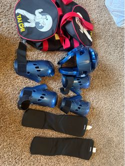 Sparring gear with duffle