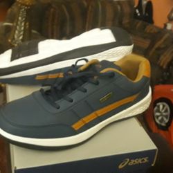 MEN'S FASHION LEATHER SHOES CASUAL SNEAKERS.  DR. BLUE 