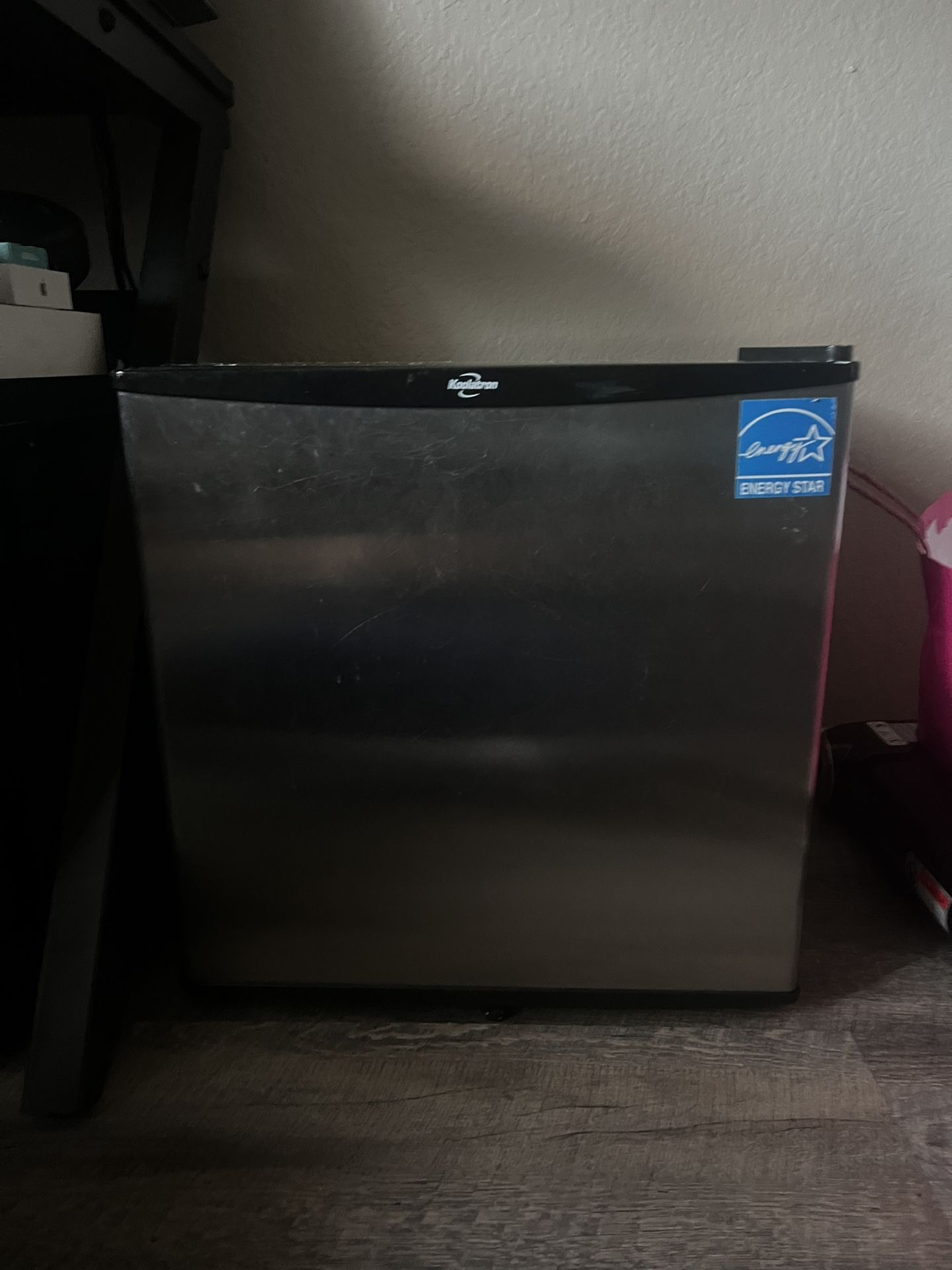 Mini Fridge 