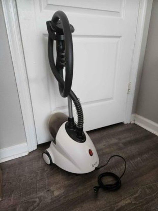 SALAV GS18-DJ/120 Garment Steamer