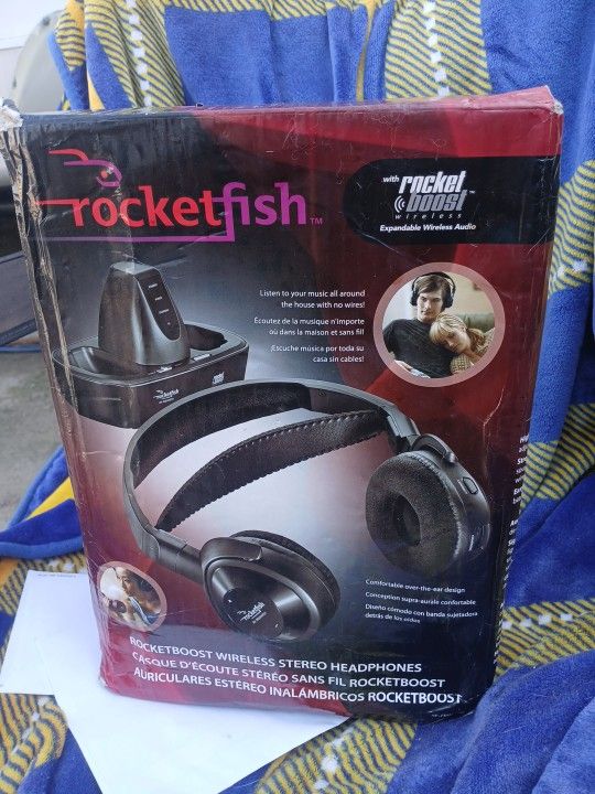ROCKET Fish Wireless Stereo Headphones