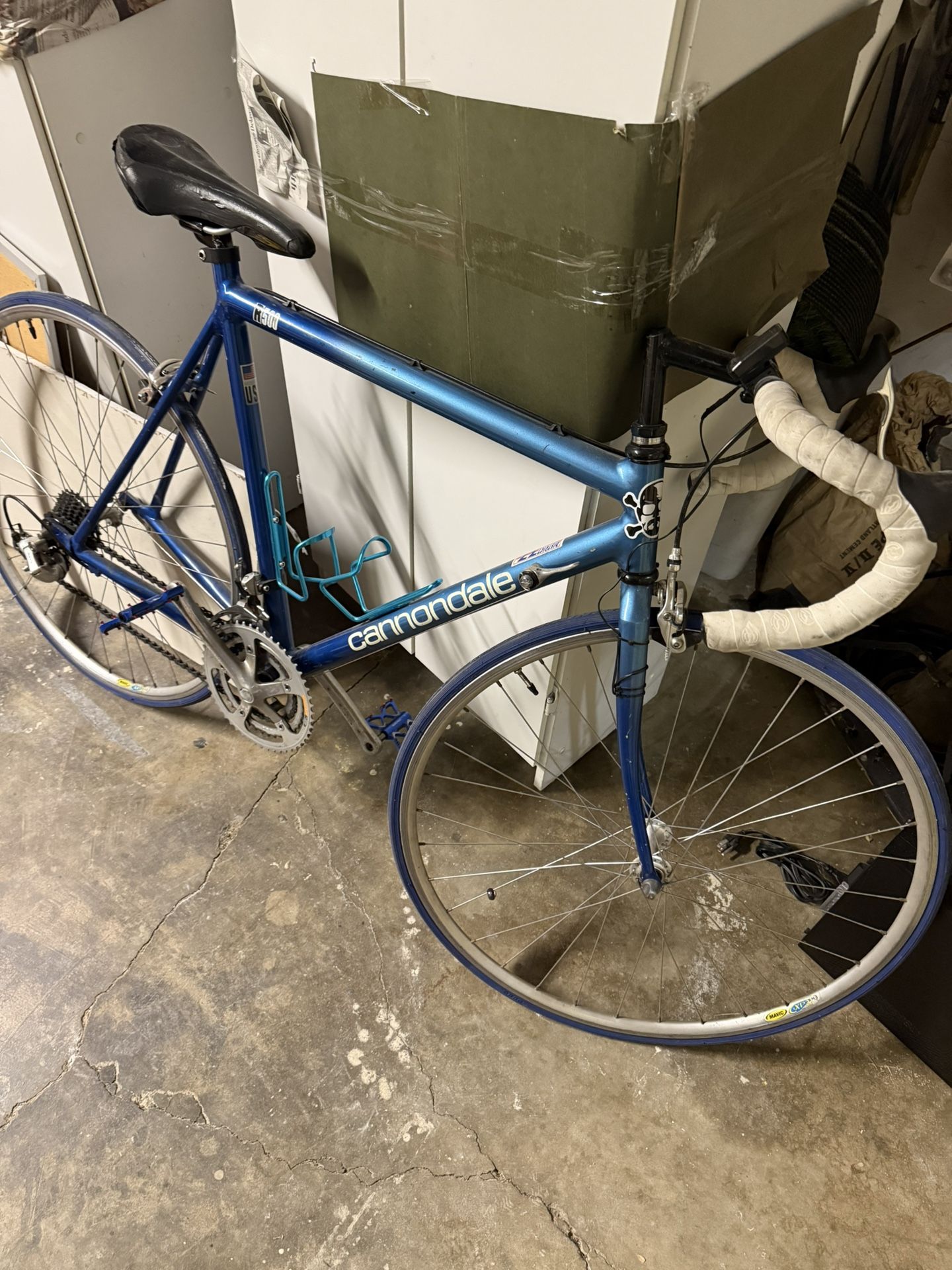 Cannondale R500 Bike