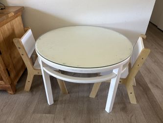 Kids Table With 2 Chairs