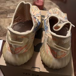 Yeezy Boost 350 V2 MX oat size 12 Men’s