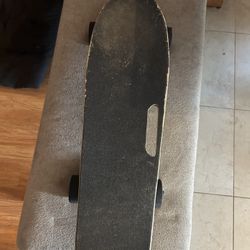 Electric skateboard 