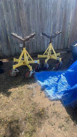 Two Max Jax Pipe Jacks