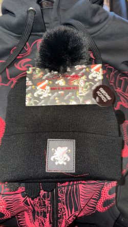 Ed Hardy Hat & Gloves Set