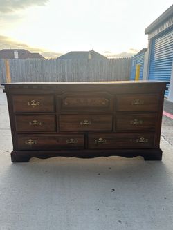Solid Wood 7-Drawer Dresser with Brass Hardware