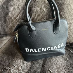 Woman Purse