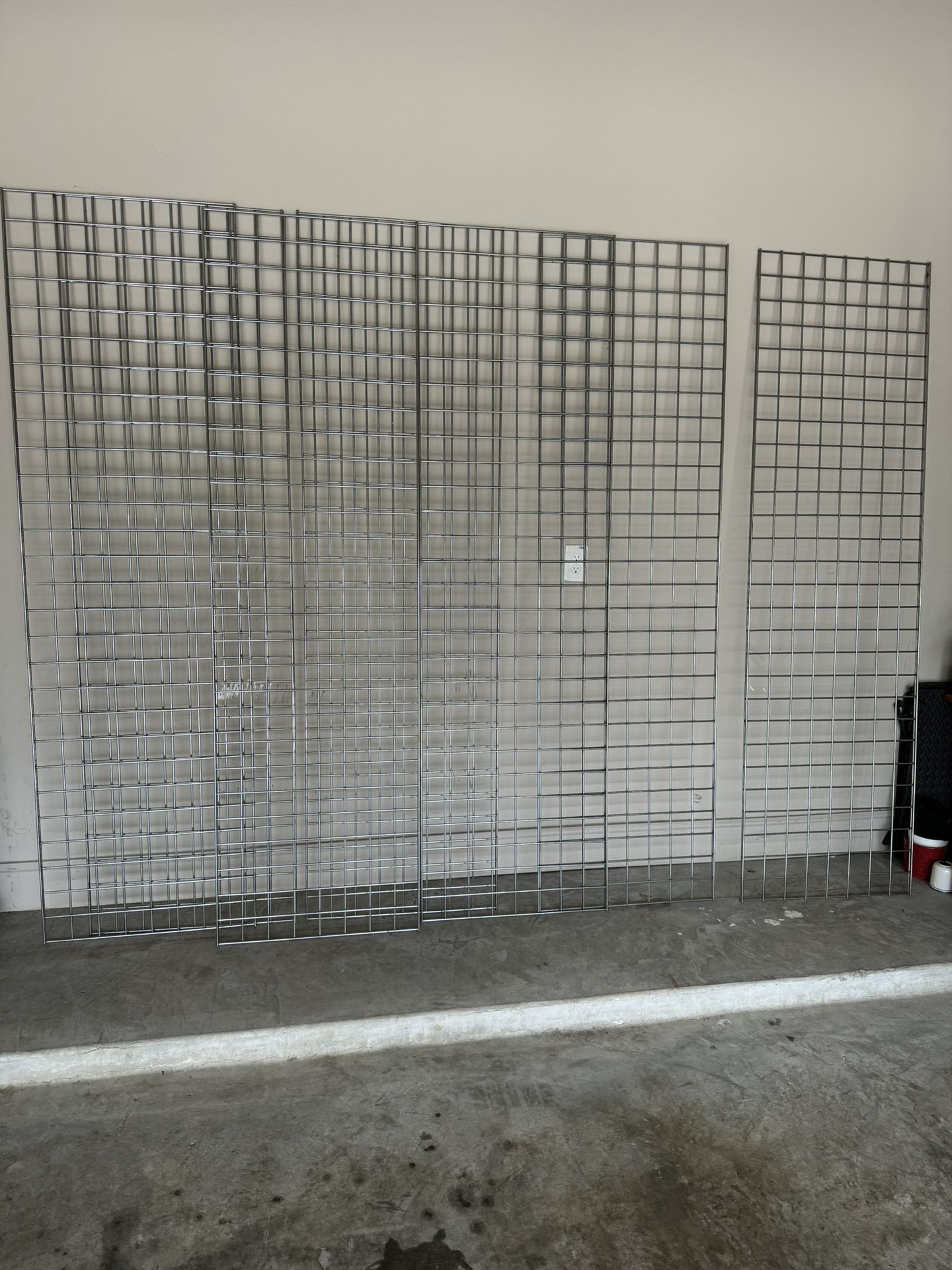 Heavy Duty Solid Steel Grid Walls 