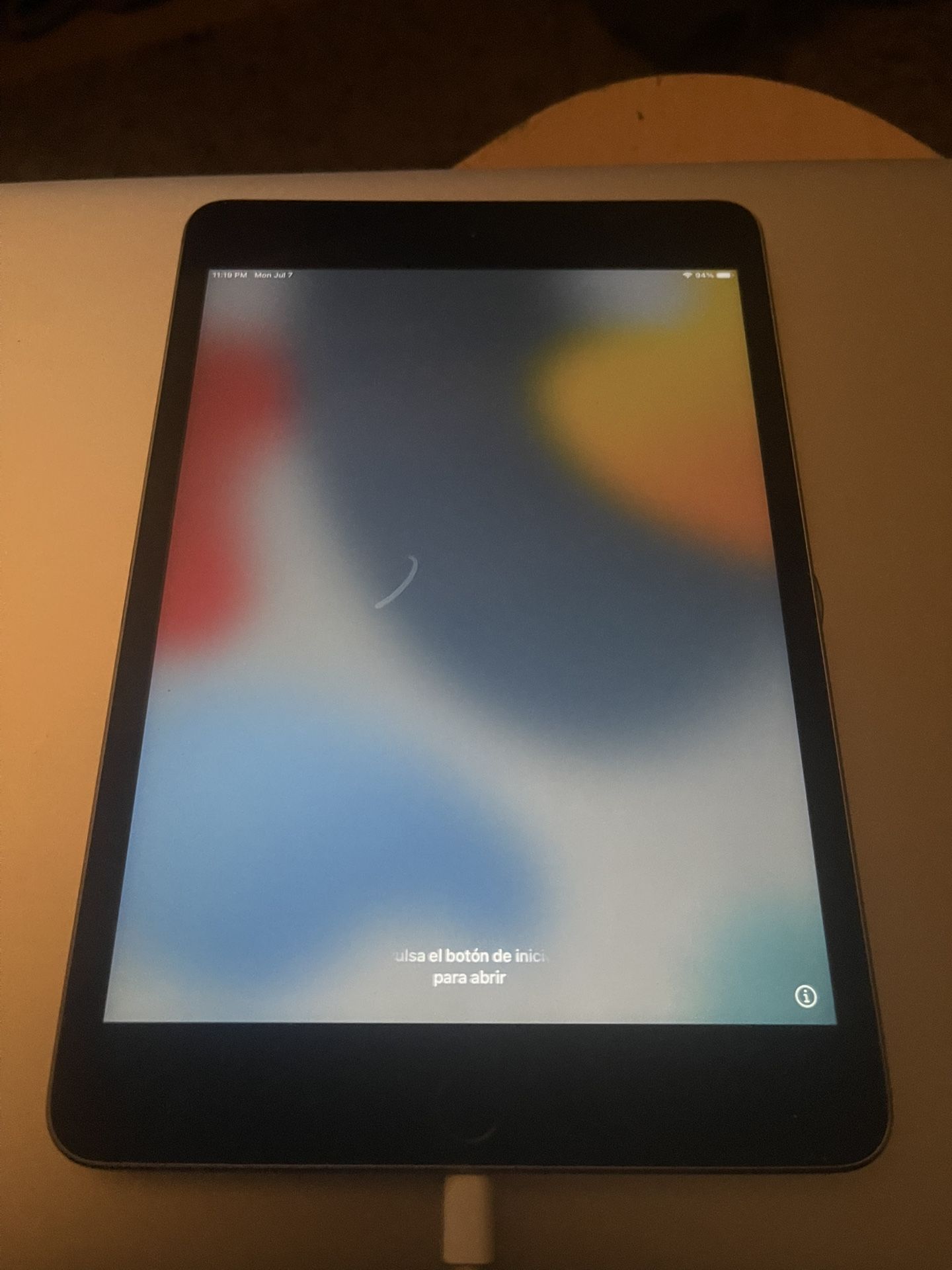 iPad Mini 4 - 128GB [Locked]
