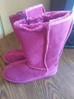 New Boots size 4 girls