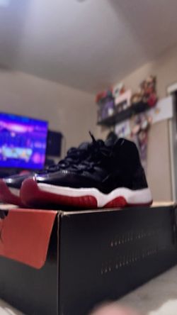 Air Jordan Bred 11