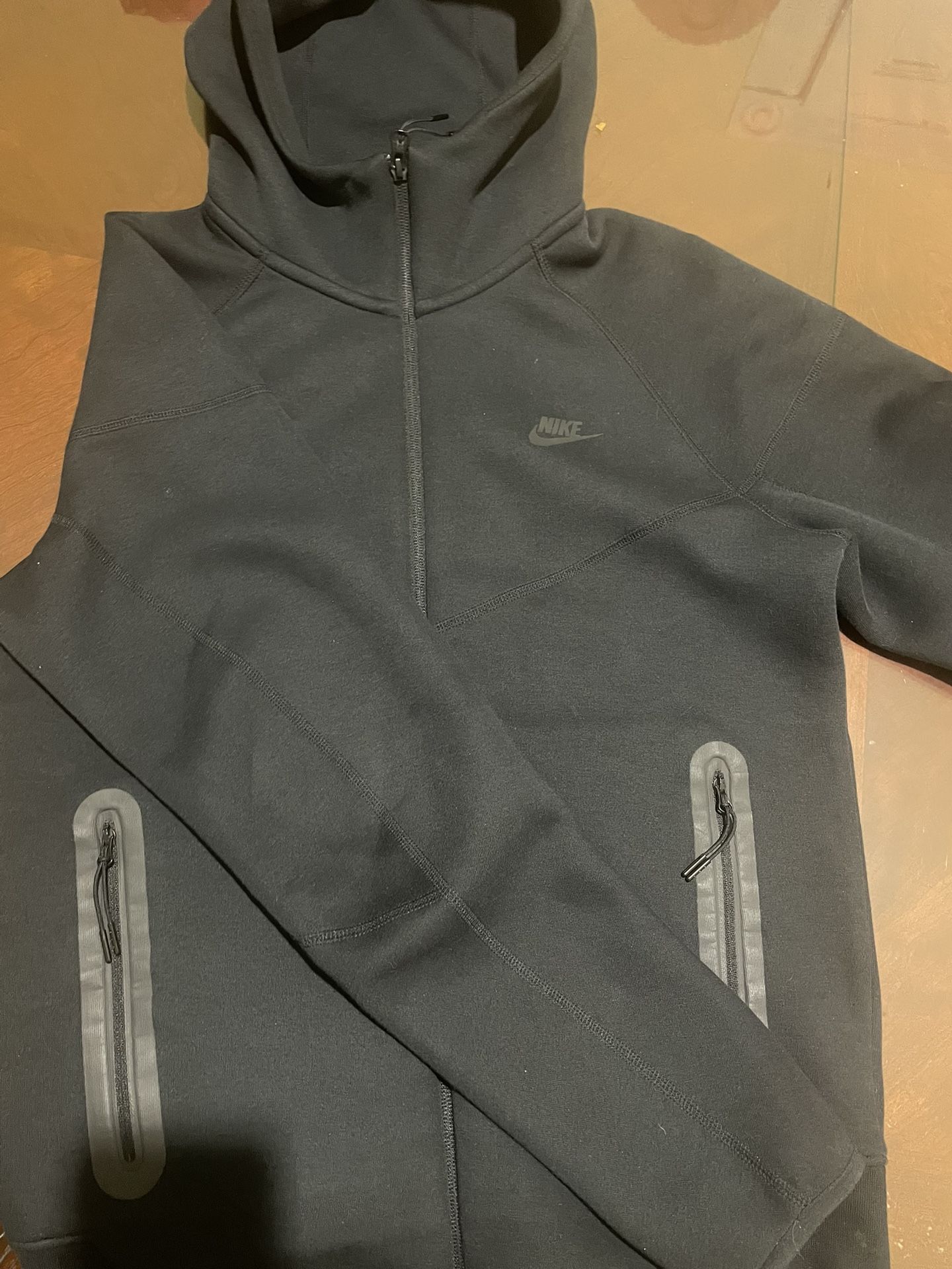Nike Men's Sportswear Tech Fleece