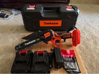 Mini Chainsaw 6 Inch Cordless, Super Handheld Chainsaw with 2x Big Batteries, Electric Mini Chain saw Battery Powered, Small Hand saws for Tree Wood -