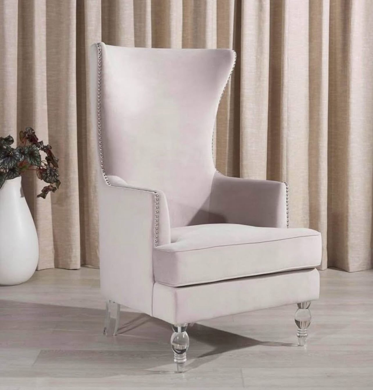 Safavieh Couture Home Collection Geode Modern Wingback Chair