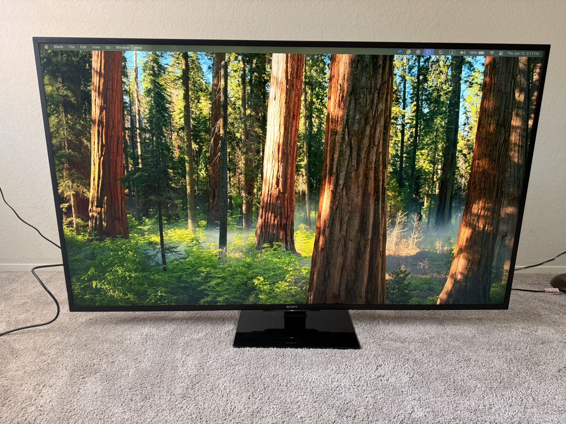Sony XBR-70X850B TV - Good Condition, Remote Included, Stand Included 70 Inch 
