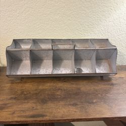 Galvanized country, rustic organizer