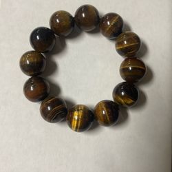 big tiger eyes bracelet  for good energy and protection 