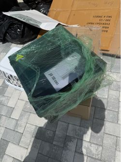 Montech AIR 100 Series PC Case Box & Original Packaging