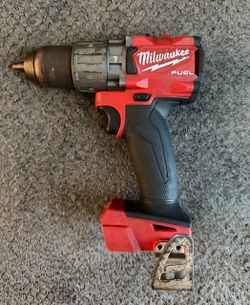 Milwaukee fuel hammer drill