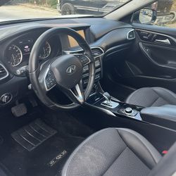 2019 Infinity QX30 White Mid Size 