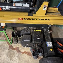 County Line 25- Ton Log Splitter