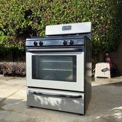 Stove - Frigidaire Gallery 30" Freestanding Gas Range