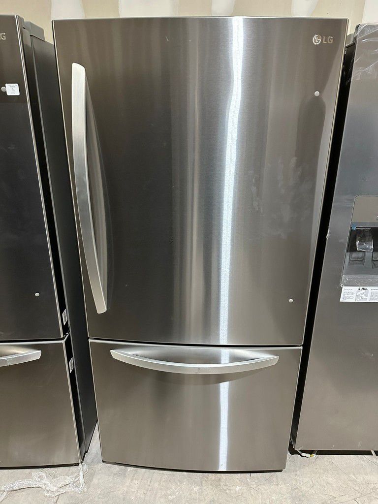Stainless Steel 33" With Bottom Freezer