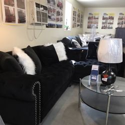 2023 Sale!! Royal Black Sectional 