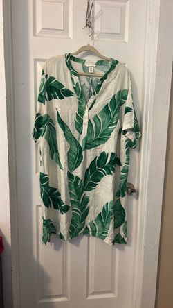 Beach 🏝️ gown or regular dress