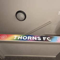 Portland Thorn Scarfs 