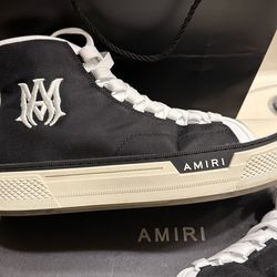 AMIRI COURT