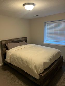 Queen bed set