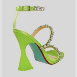 BETSEY JOHNSON NEON GREEN RHINESTONE HEELS SIZE 8