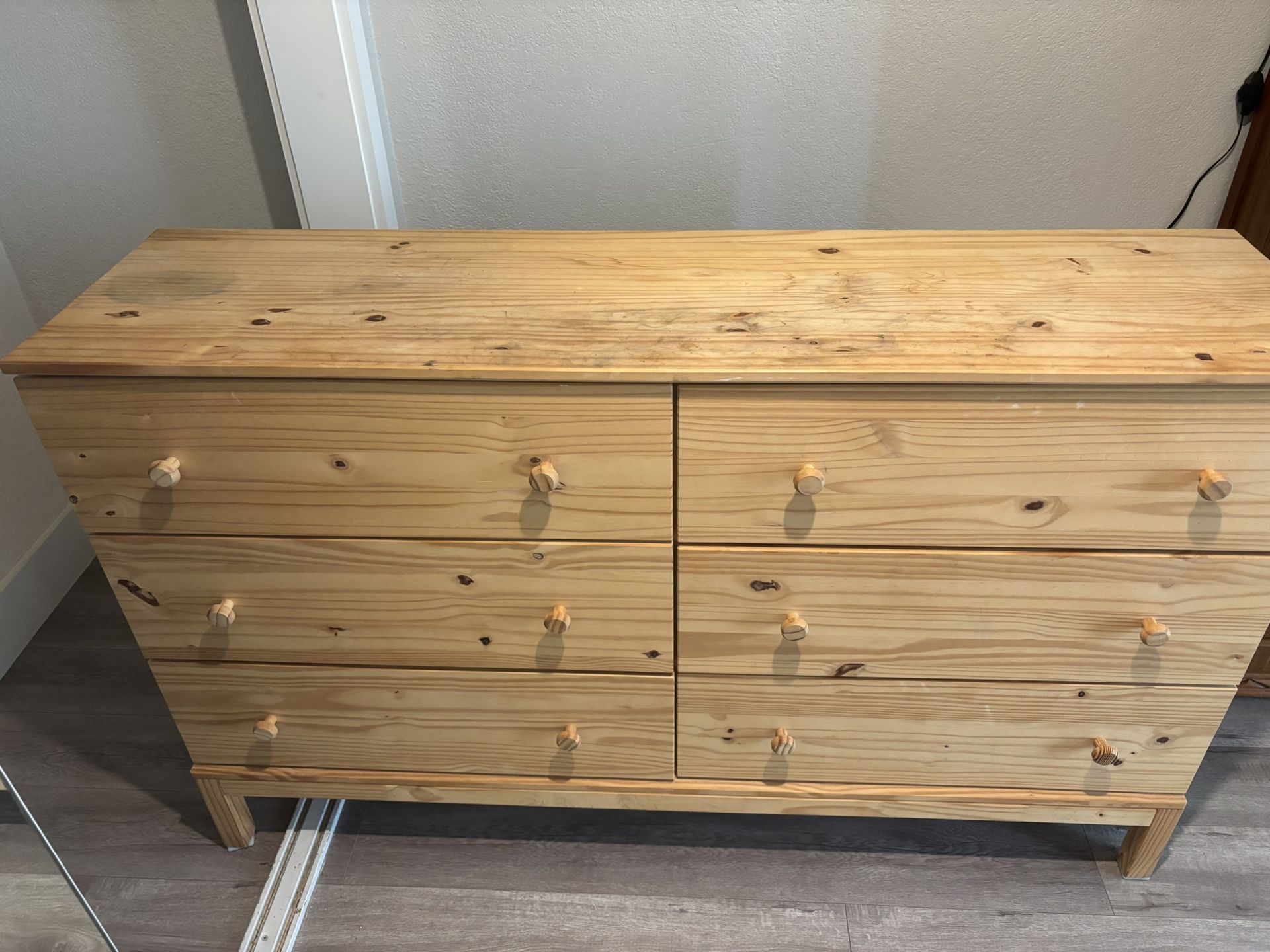 Dresser For Sale 