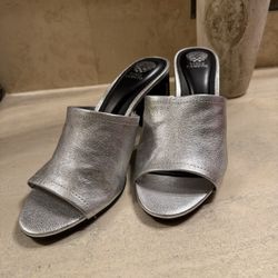 Vince Camuto Slip Ons Size 10