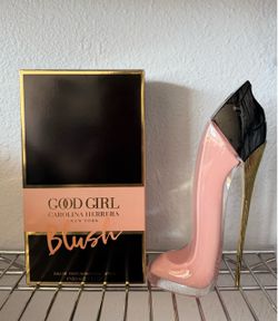 Caroline Herrera good girl perfume, new