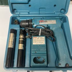 Makita Cordless Drill 6095D 1 New Batteries