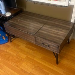 Lift Top Coffee Table (USED) 