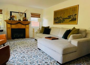 Couch with double wide chase