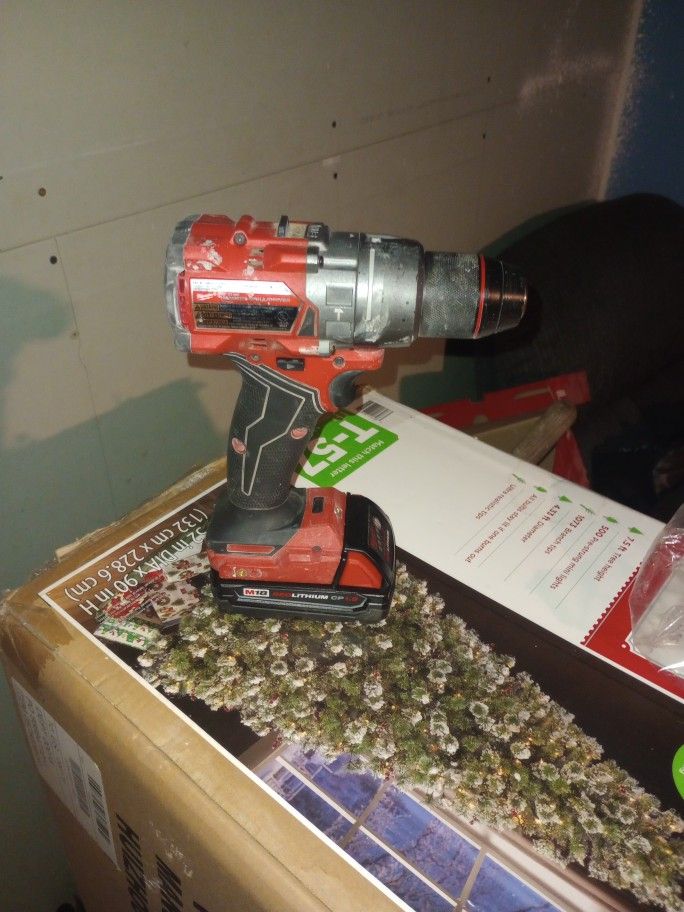 Milwaukee 18 Volt Drill