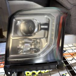 2015 gmc Yukon Denali headlights