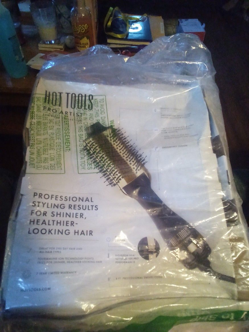Hot Tools Pro Artist 24k. Best Offer!!
