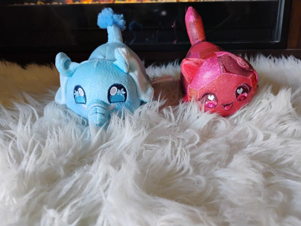 Aphmau Plushies