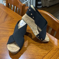 Women’s Sandals 