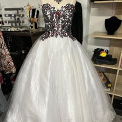 Wedding dress 